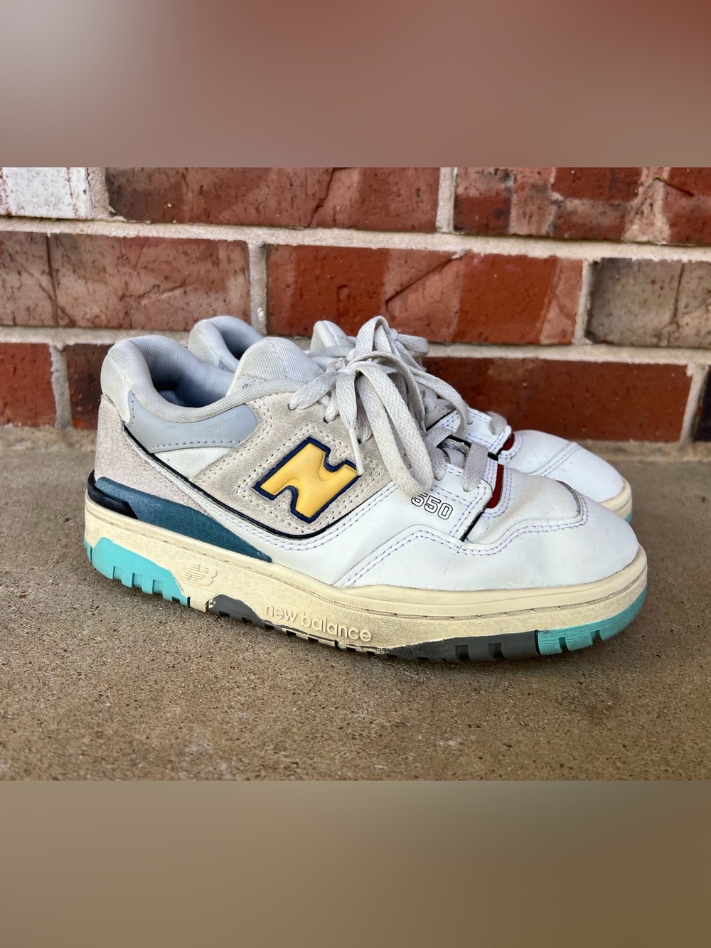 New Balance 550 White Surf Sea Salt Yellow Blue GSB550SC Youth Size 4.5 Shoes